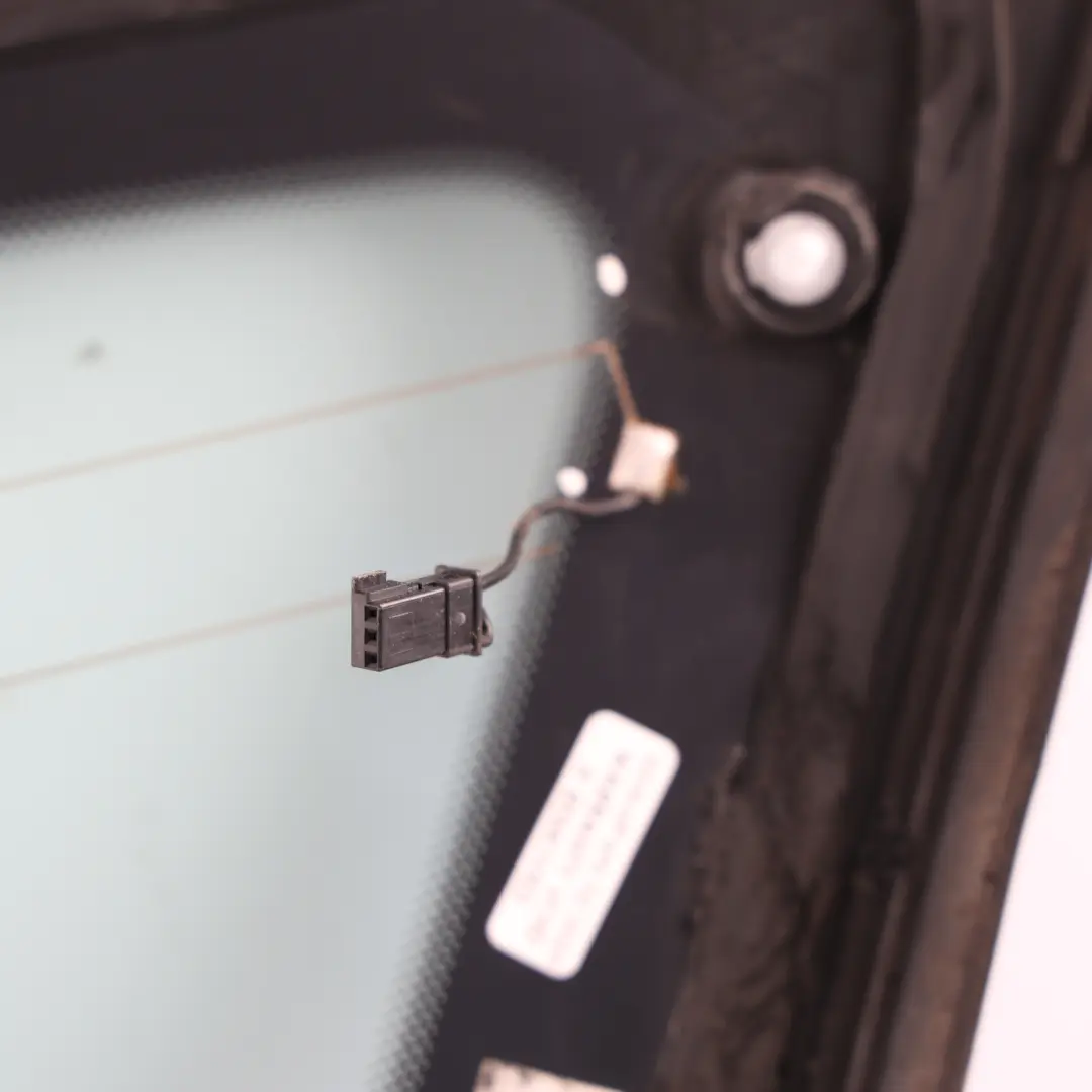 Mk2 Estate Rear Window Quarter Glass Fixed Left N/S AS2 to Skoda Superb with Part number 3T9845297P Skoda Superb Mk2 Estate Rear Window Quarter Glass Fixed Left N/S AS2 - SKU 3T9845297P - Part number 3T9845297P