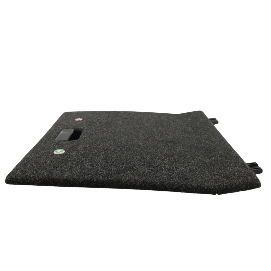 3T Coffre Garniture Couvercle Droit pour Skoda Superb B6 à propos du numéro de pièce 3T9868886 Skoda Superb B6 3T Coffre Garniture Couvercle Droit - SKU 3T9868886 - Numéro de pièce 3T9868886