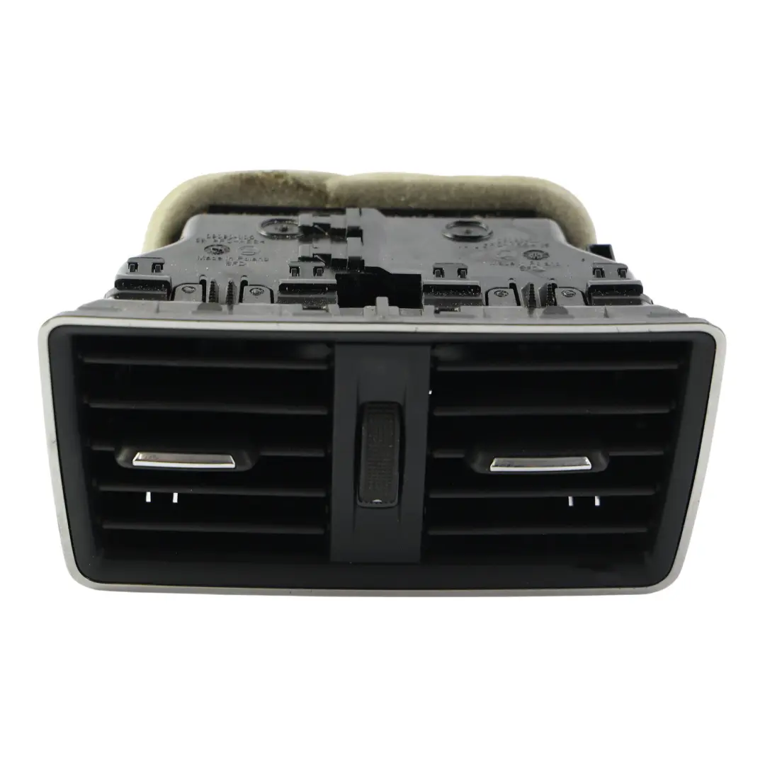 Skoda Superb MK3 Rejilla Ventilación Consola Central Trasera - SKU 3V0819203A - Número de pieza 3V0819203A