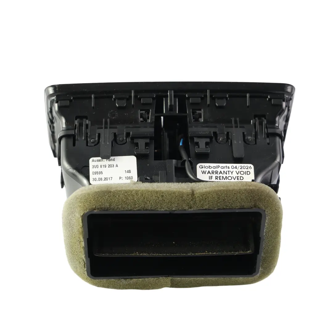 Skoda Superb MK3 Grille Buse Aération Console Centrale Arrière - SKU 3V0819203A - Numéro de pièce 3V0819203A