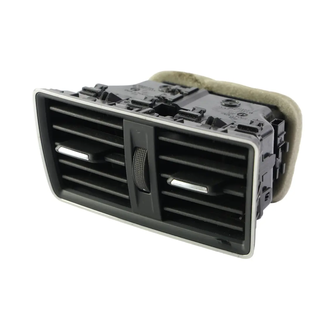 Skoda Superb MK3 Rejilla Ventilación Consola Central Trasera - SKU 3V0819203A - Número de pieza 3V0819203A