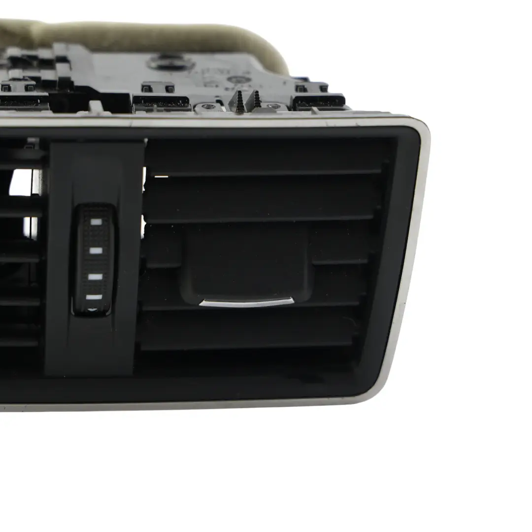 Skoda Superb MK3 Grille Buse Aération Console Centrale Arrière - SKU 3V0819203A - Numéro de pièce 3V0819203A