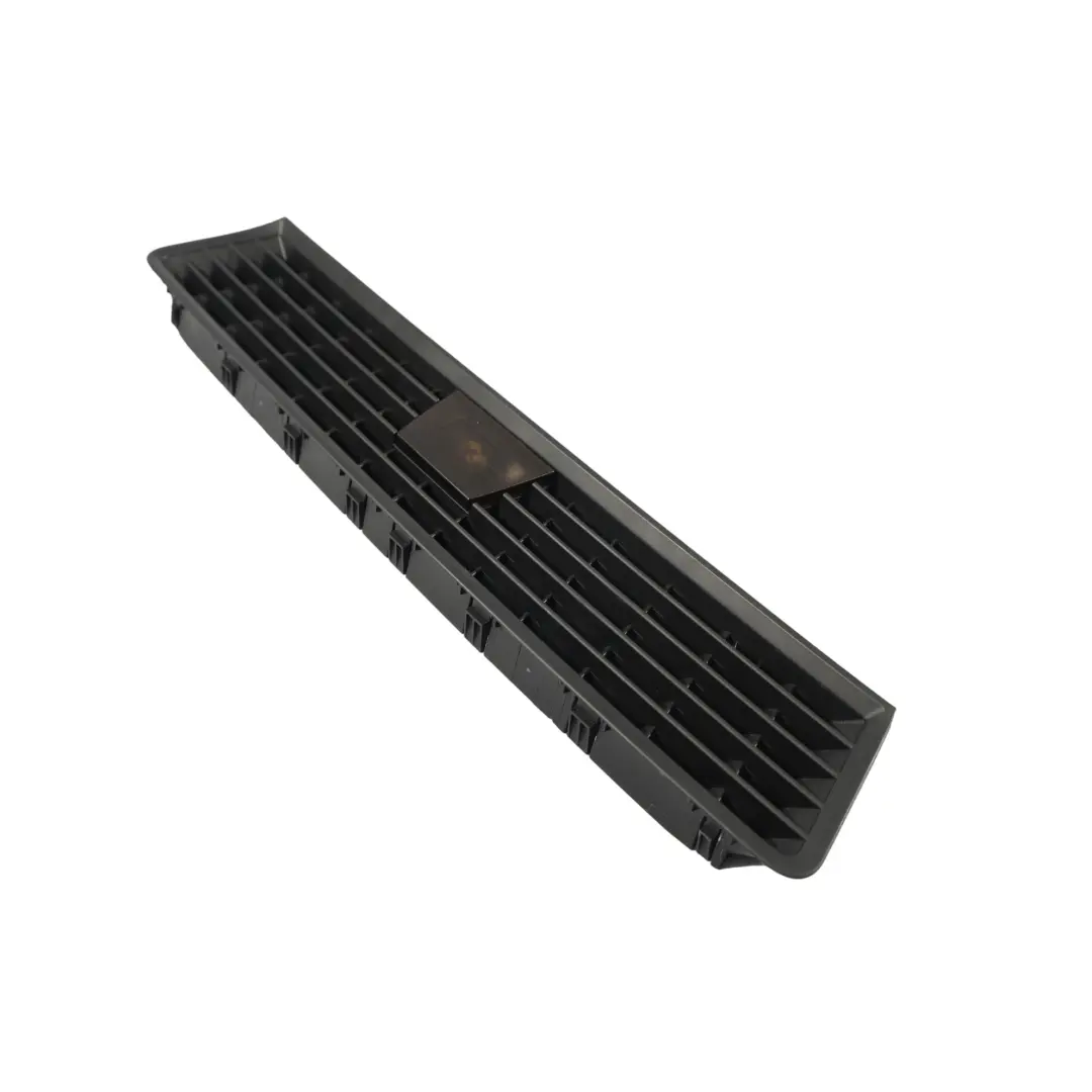 Skoda Superb 3V Grille Panneau Garniture Aération Tableau Bord - SKU 3V0819635A - Numéro de pièce 3V0819635A