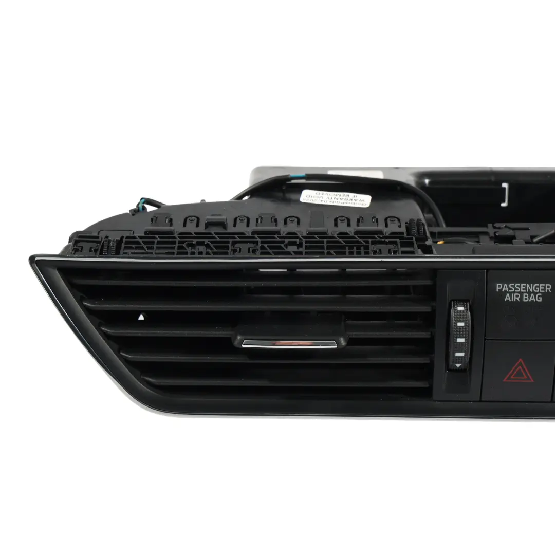 3V Konsole Luftdüse Gitter Verkleidung Warnblinkanlage für Skoda Superb mit Teilenummer 3V0820951D Skoda Superb 3V Konsole Luftdüse Gitter Verkleidung Warnblinkanlage - SKU 3V0820951D - Teilenummer 3V0820951D