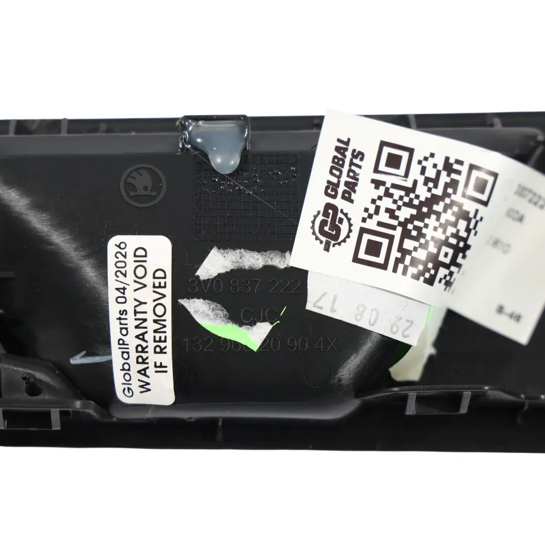 MK3 B8 3V Poignée Porte Intérieure Avant Droite pour Skoda Superb à propos du numéro de pièce 3V0837222 Skoda Superb MK3 B8 3V Poignée Porte Intérieure Avant Droite - SKU 3V0837222 - Numéro de pièce 3V0837222