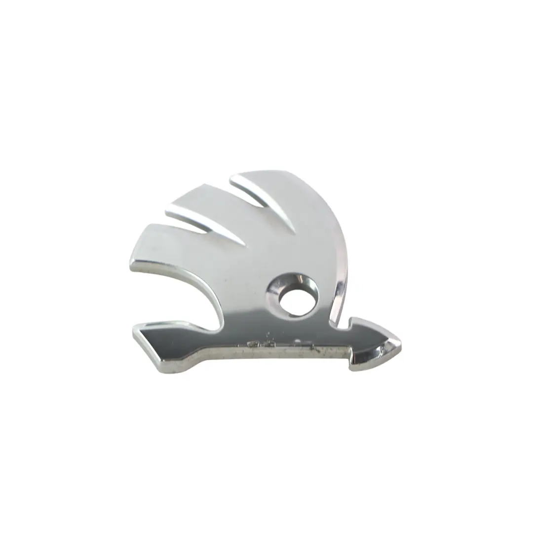 3V Badge Emblema Logo Bagagliaio Cromato per Skoda Superb con numero di parte 3V0853621A Skoda Superb 3V Badge Emblema Logo Bagagliaio Cromato - SKU 3V0853621A - Numero di parte 3V0853621A