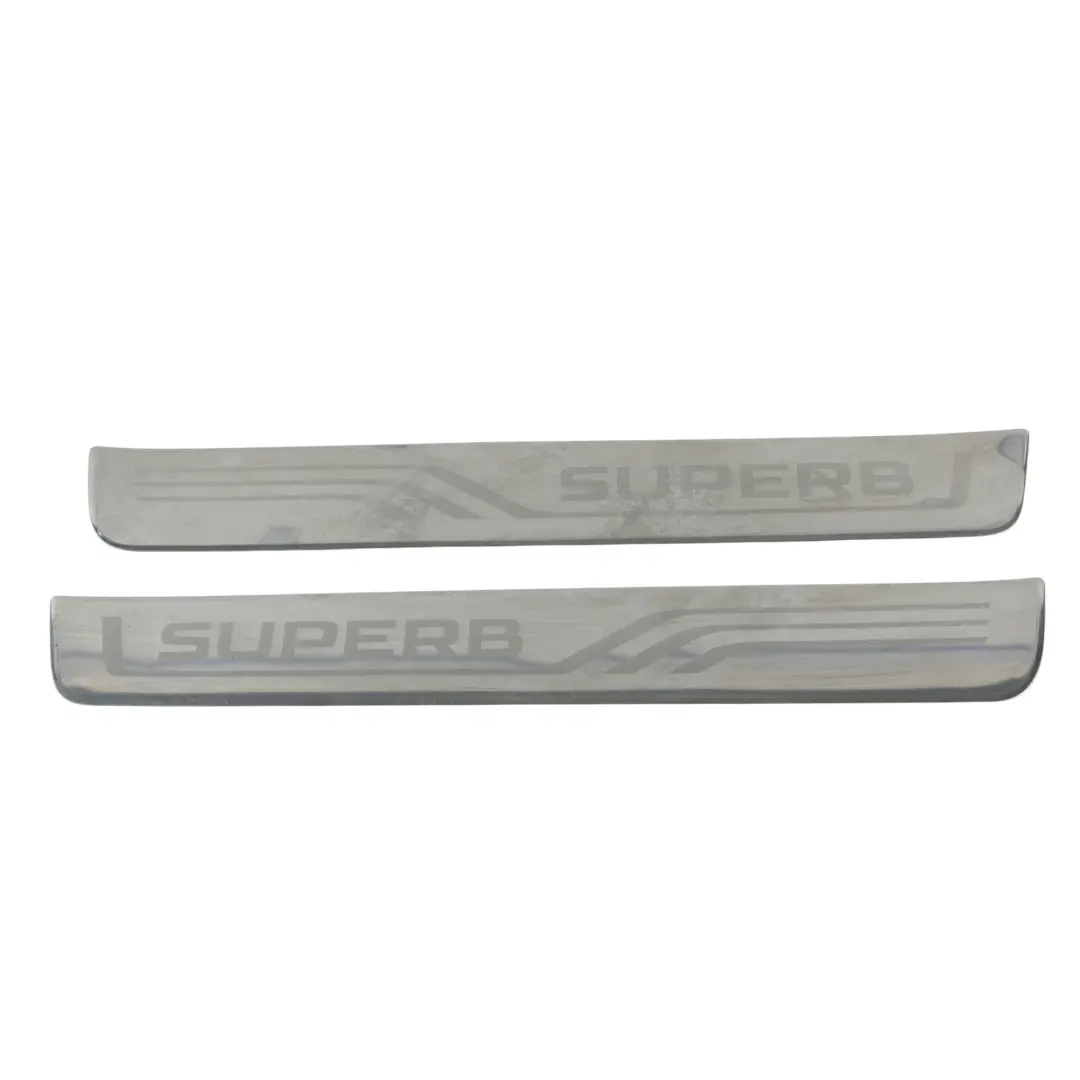 Skoda Superb MK3 Moldura Puerta Delantero Trasero Izq Der SET - SKU 3V0853813D - Número de pieza 3V0853813D