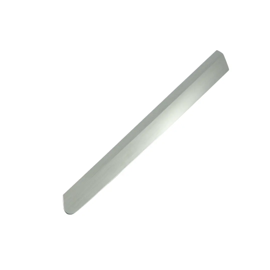 3V Panel Cubierta Moldura Puerta Trasera Derecha para Skoda Superb con número de pieza 3V0867460 Skoda Superb 3V Panel Cubierta Moldura Puerta Trasera Derecha - SKU 3V0867460 - Número de pieza 3V0867460