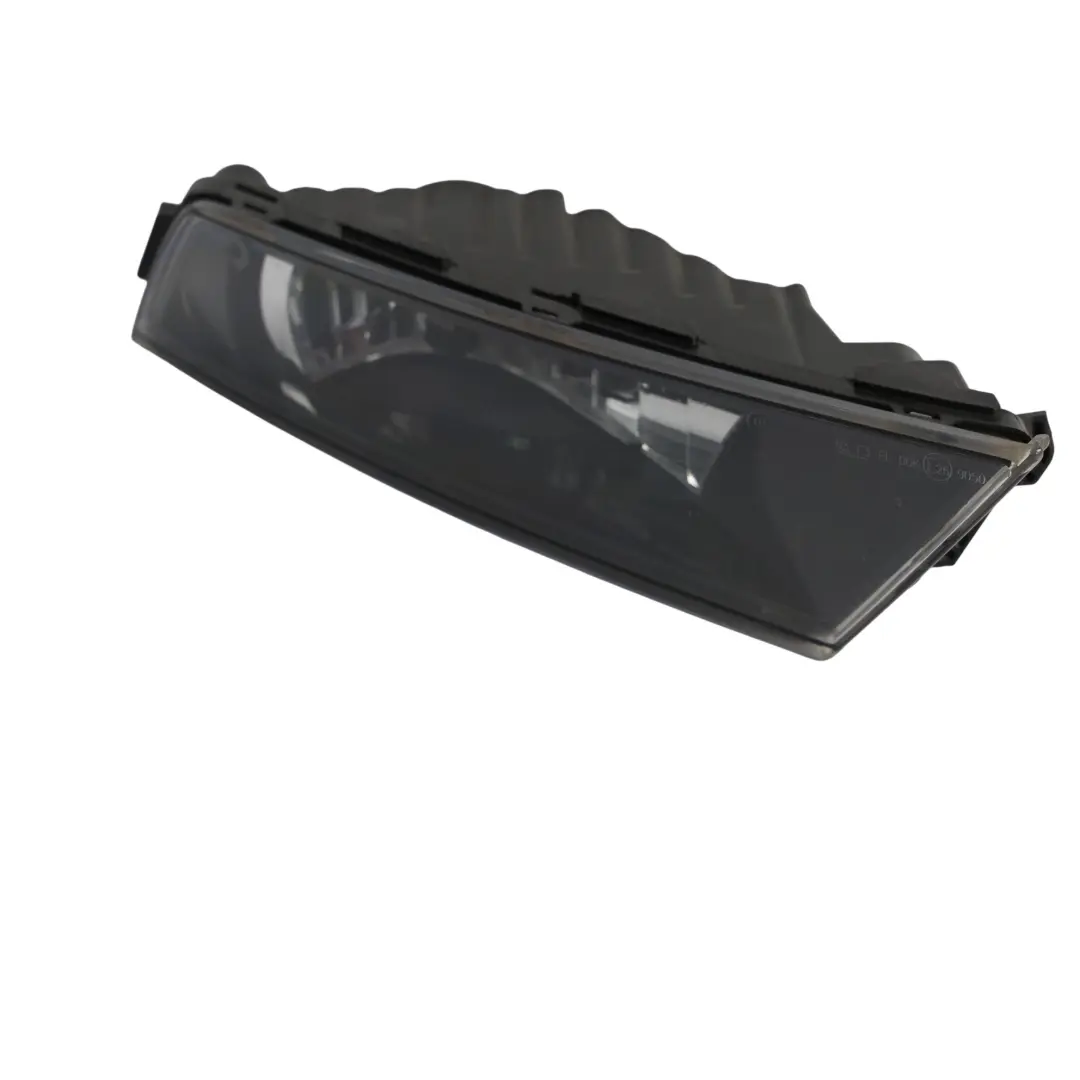 Skoda Superb MK3 Nebelscheinwerfer Vorne Rechts - SKU 3V0941700 - Teilenummer 3V0941700