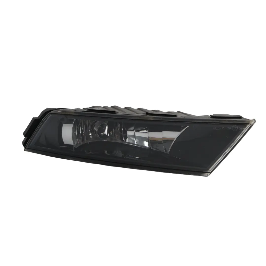 Skoda Superb MK3 Fendinebbia Anteriore Destro - SKU 3V0941700 - Numero di parte 3V0941700