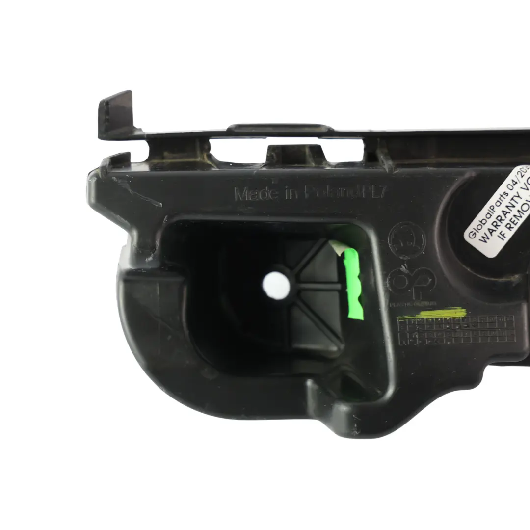 Skoda Superb MK3 Support Fixation Pare-Chocs Arrière Droit - SKU 3V9807394A - Numéro de pièce 3V9807394A