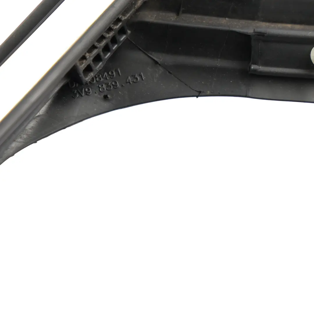 3V Combi Window Guide Seal Gasket Rear Left N/S to Skoda Superb with Part number 3V9839431Q Skoda Superb 3V Combi Window Guide Seal Gasket Rear Left N/S - SKU 3V9839431Q - Part number 3V9839431Q