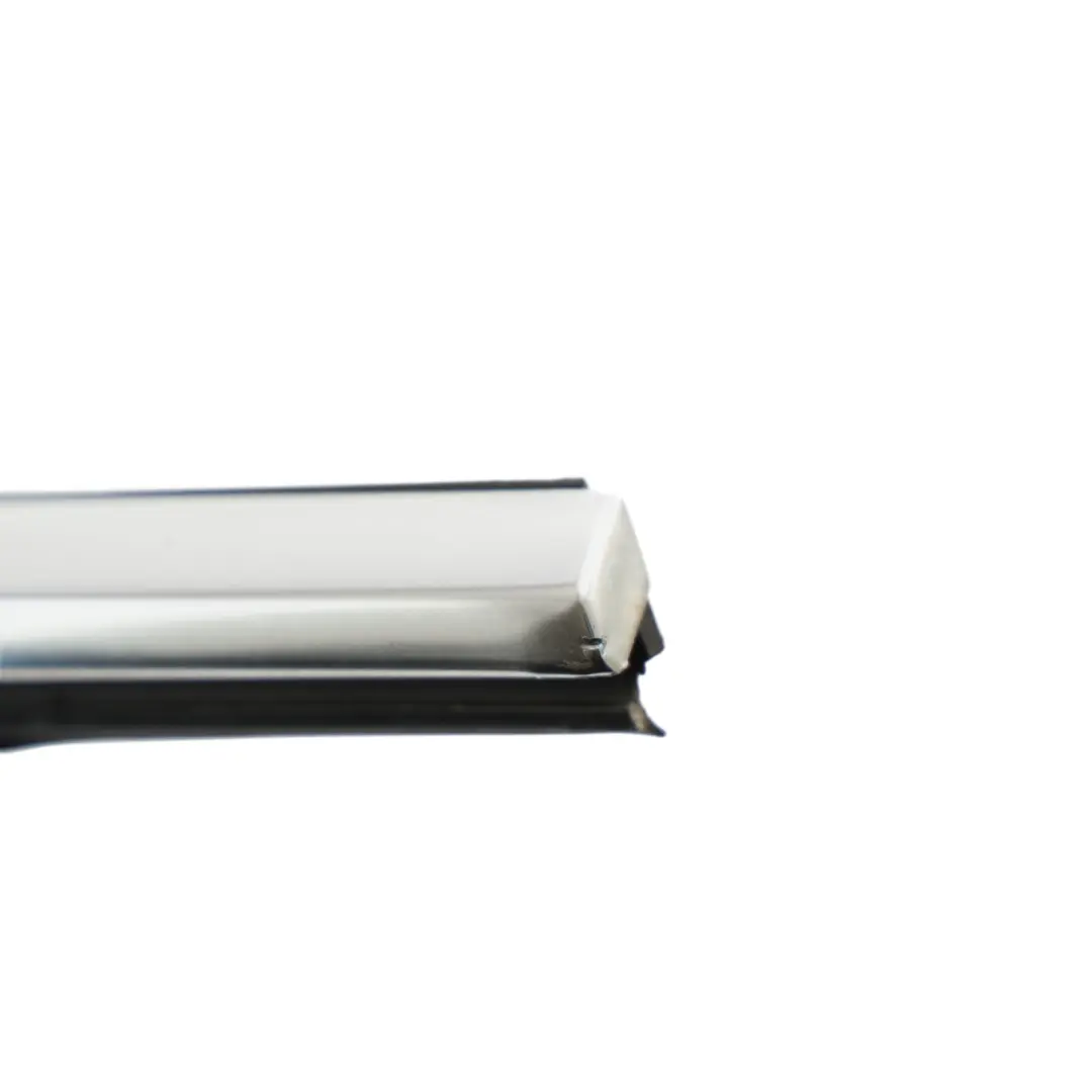Skoda Superb 3V Combi Guarnizione Finestrino Post. Esterno Dx - SKU 3V9839476F - Numero di parte 3V9839476F