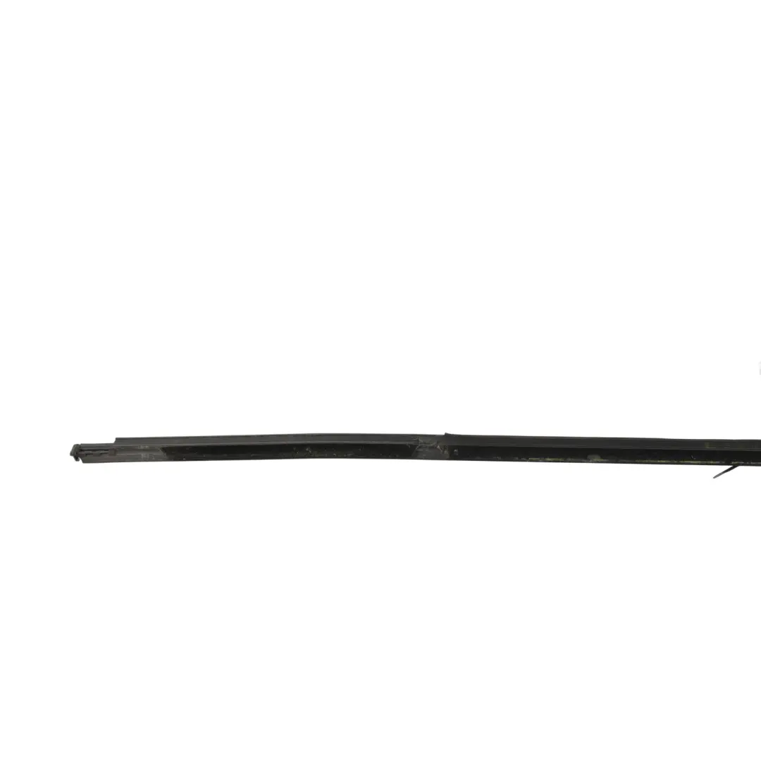 3V Combi Junta Apertura Ventana Trasera Exterior Derecha para Skoda Superb con número de pieza 3V9839476F Skoda Superb 3V Combi Junta Apertura Ventana Trasera Exterior Derecha - SKU 3V9839476F - Número de pieza 3V9839476F