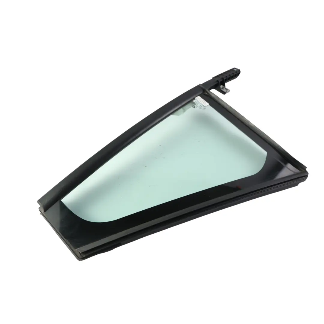 MK3 Estate Cristal Ventana Fija Trasera Derecha para Skoda Superb con número de pieza 3V9845214D Skoda Superb MK3 Estate Cristal Ventana Fija Trasera Derecha - SKU 3V9845214D - Número de pieza 3V9845214D