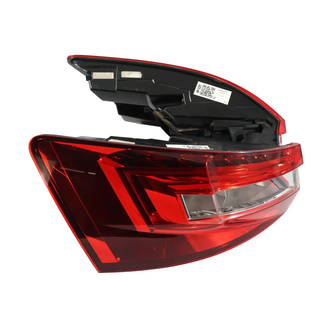 Skoda Superb 3V Mk3 Estate Rear Tail Light Lamp Left Right N/O/S SET - SKU 3V9945207A - Part number 3V9945207A