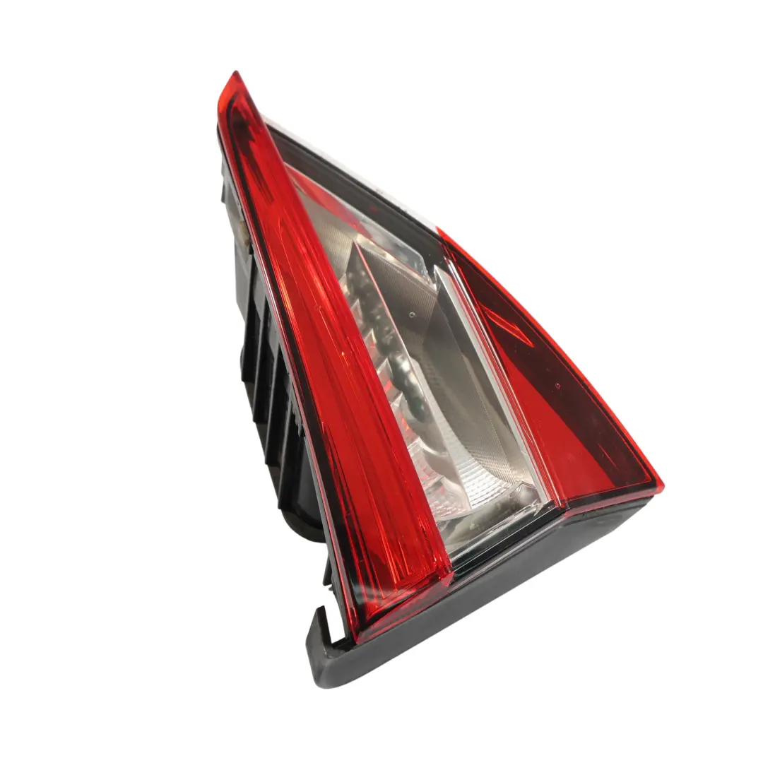 Skoda Superb 3V Fanale LED Posteriore Interno Sinistro - SKU 3V9945307B - Numero di parte 3V9945307B