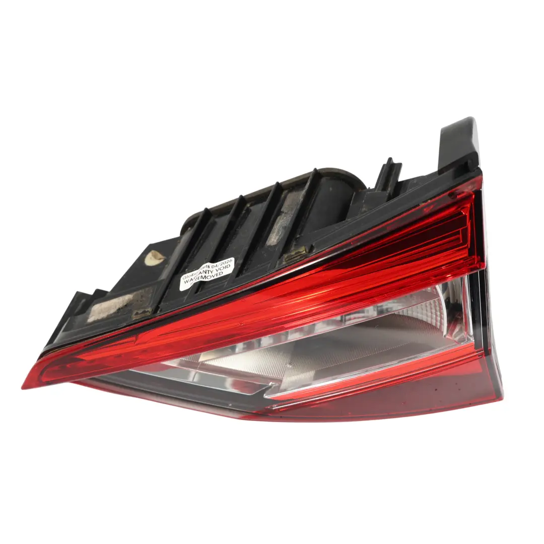 Skoda Superb 3V LED Rücklicht Heckleuchte Hinten Innen Rechts - SKU 3V9945308C - Teilenummer 3V9945308C