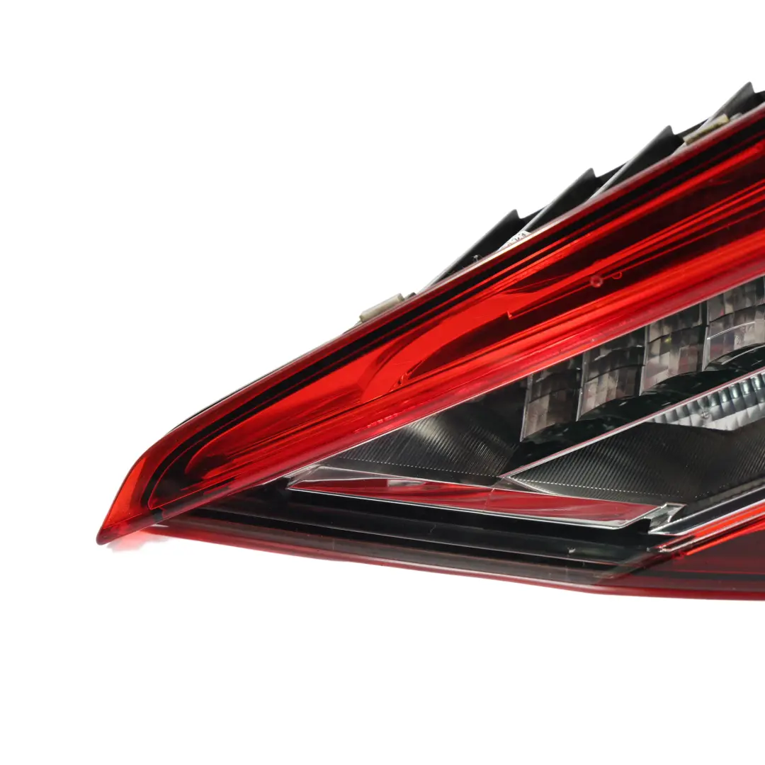 3V LED Tail Light Taillight Rear Lamp Inner Right O/S to Skoda Superb with Part number 3V9945308C Skoda Superb 3V LED Tail Light Taillight Rear Lamp Inner Right O/S - SKU 3V9945308C - Part number 3V9945308C