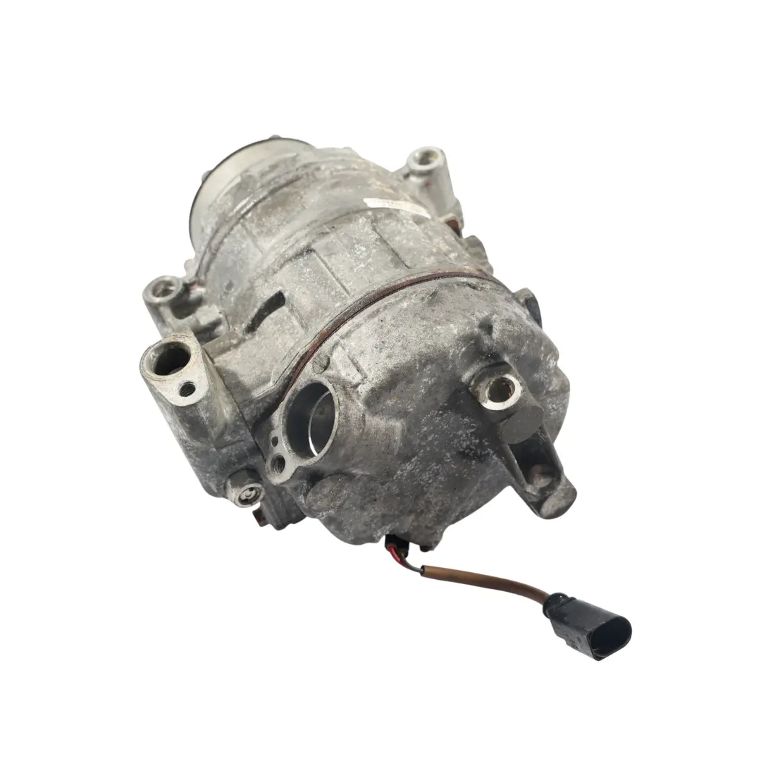 Sprężarka Klimatyzacji do Audi S8 D3 o numerze 4E0260805AS Audi S8 D3 Sprężarka Klimatyzacji - SKU 4E0260805AS - Numer Części 4E0260805AS