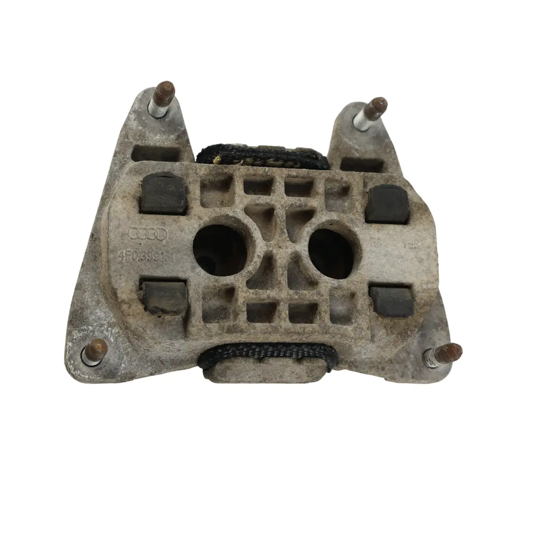 Supporto Staffa Montaggio Cambio Trasmissione 2.0 TDI per Audi A6 C6 con numero di parte 4F0399151 Audi A6 C6 Supporto Staffa Montaggio Cambio Trasmissione 2.0 TDI - SKU 4F0399151 - Numero di parte 4F0399151