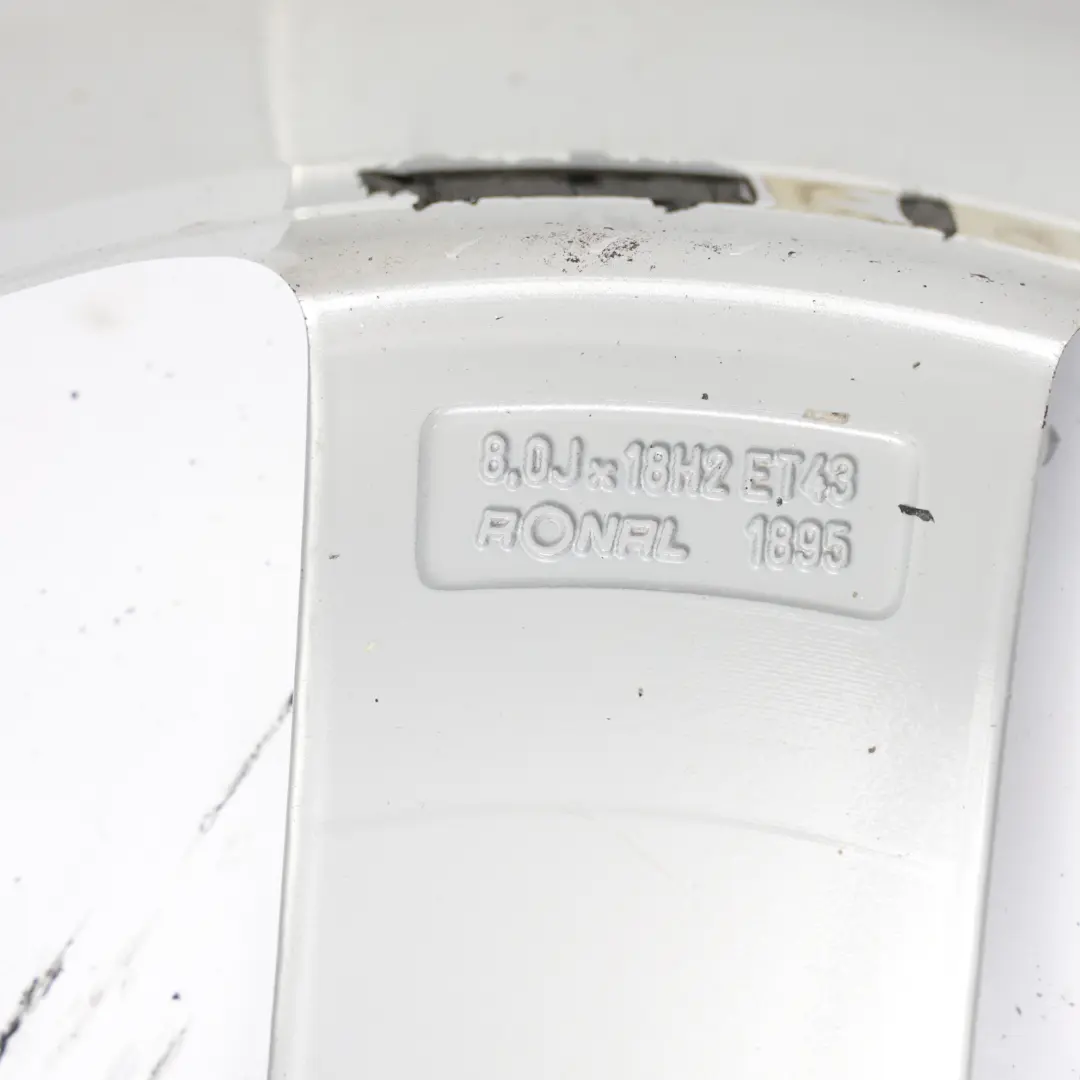 Llanta Aleación Plata 18" 8J ET:43 4F0601025AK para Audi A6 C6 con número de pieza 4F0601025DC Audi A6 C6 Llanta Aleación Plata 18" 8J ET:43 4F0601025AK - SKU 4F0601025DC-2 - Número de pieza 4F0601025DC