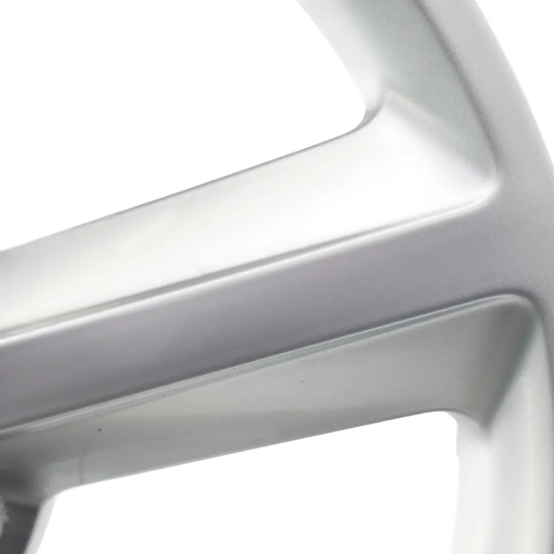 Alloy Rim Silver 18" 8J ET:43 4F0601025AK to Audi A6 C6 Wheel with Part number 4F0601025DC Audi A6 C6 Wheel Alloy Rim Silver 18" 8J ET:43 4F0601025AK - SKU 4F0601025DC-4 - Part number 4F0601025DC