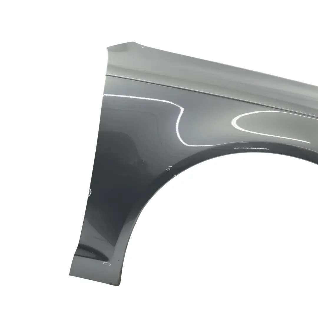 Audi A6 C6 Panneau Latéral Aile Avant Droit Gris Daytona Effet Nacré Z7S - SKU 4F0821104F-DGR - Numéro de pièce 4F0821104F