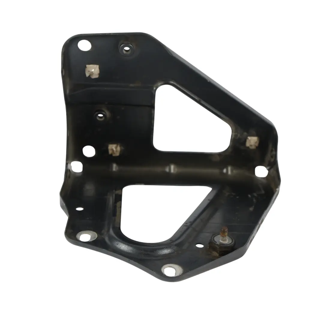 Kotflügel Halterung Vorne Links Daytona Grau Z7S für Audi A6 C6 mit Teilenummer 4F0821135B Audi A6 C6 Kotflügel Halterung Vorne Links Daytona Grau Z7S - SKU 4F0821135B-DGR - Teilenummer 4F0821135B