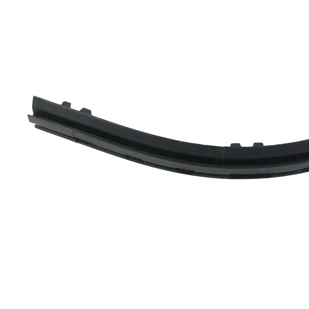 Guarnizione Modanatura Angolo Porta Anteriore Destra per Audi A6 C6 con numero di parte 4F0831346C Audi A6 C6 Guarnizione Modanatura Angolo Porta Anteriore Destra - SKU 4F0831346C - Numero di parte 4F0831346C