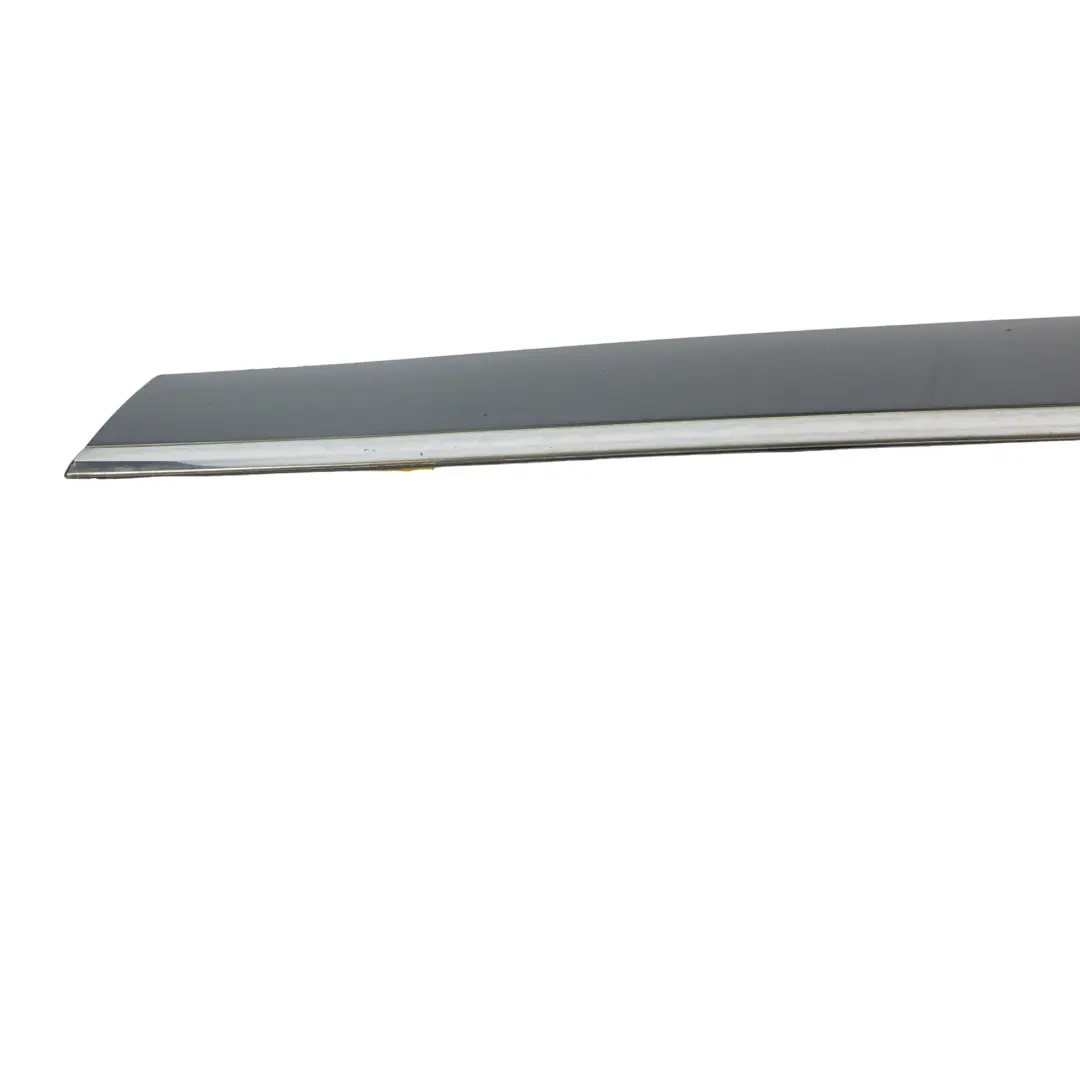 Moldura Puerta Trasera Derecha Gris Daytona Z7S para Audi A6 C6 con número de pieza 4F0853970K Audi A6 C6 Moldura Puerta Trasera Derecha Gris Daytona Z7S - SKU 4F0853970K-DGR - Número de pieza 4F0853970K