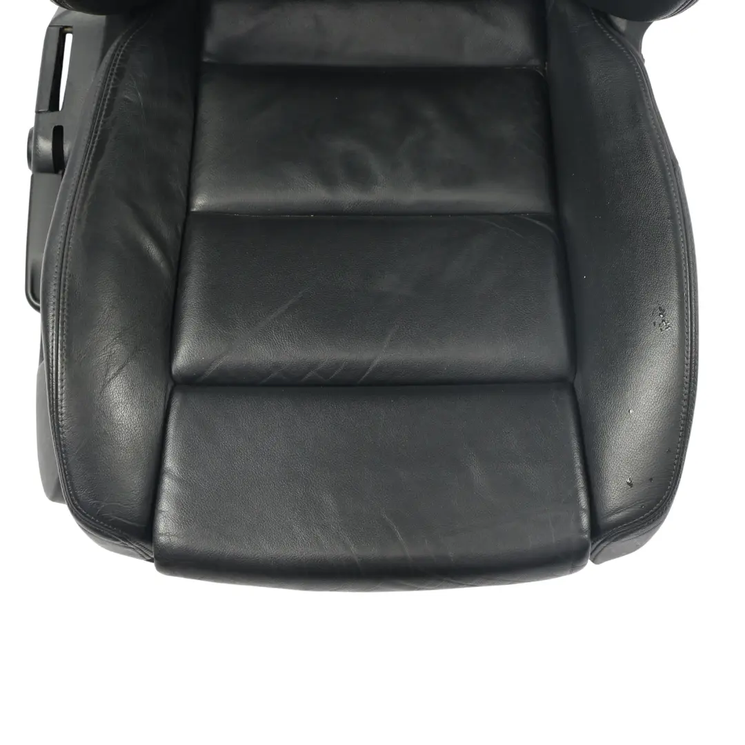 Asiento Delantero Derecho Calefactado Cuero Negro para Audi A6 C6 S Line Sport con número de pieza 4F0881806BD-1 Audi A6 C6 S Line Sport Asiento Delantero Derecho Calefactado Cuero Negro - SKU 4F0881806BD-1 - Número de pieza 4F0881806BD-1