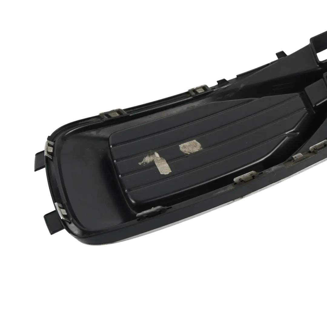 Kratka Atrapa Zderzaka Przedniego Prawy Przód do Audi A6 C7 o numerze 4G0807682AD Audi A6 C7 Kratka Atrapa Zderzaka Przedniego Prawy Przód - SKU 4G0807682AD - Numer Części 4G0807682AD