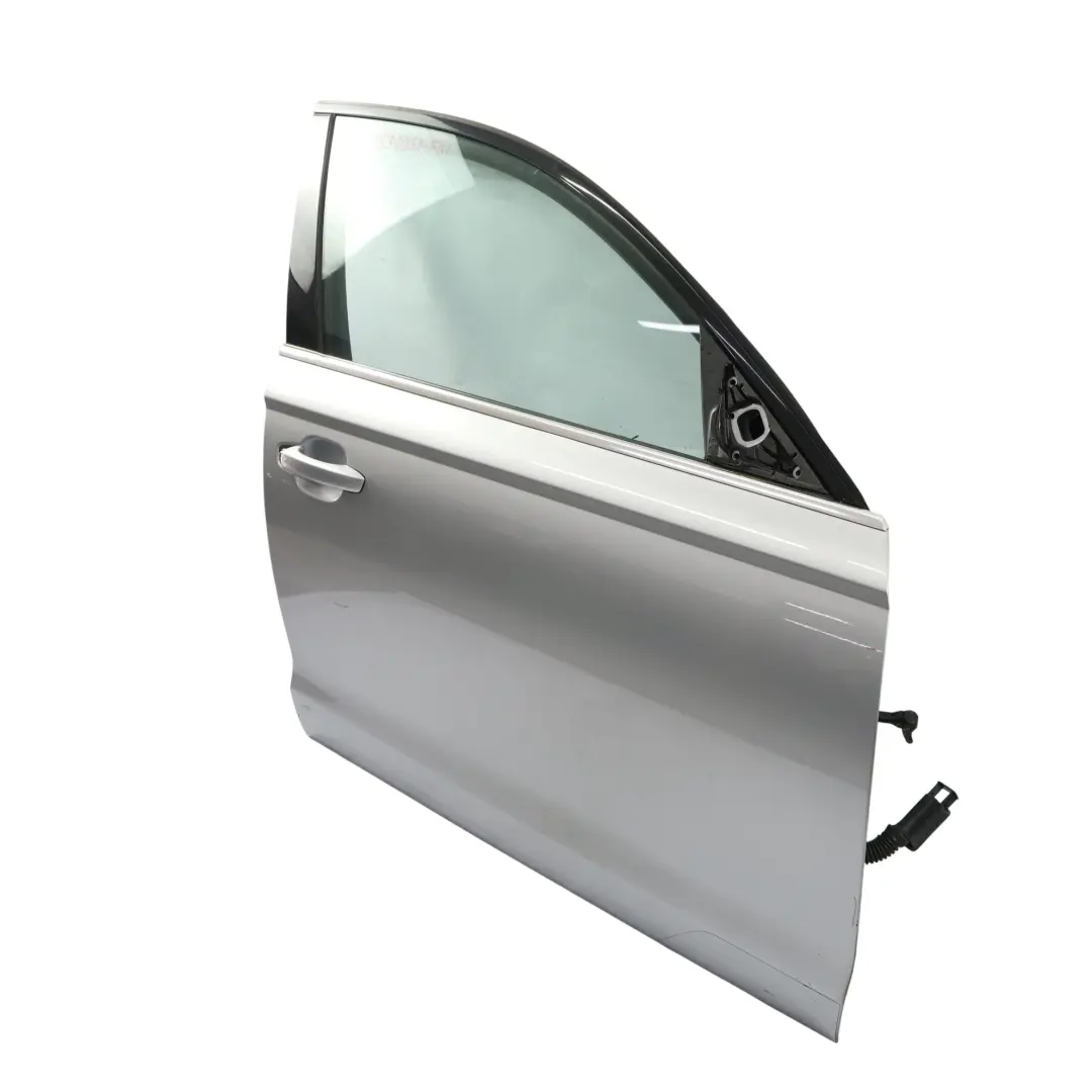 Panneau Recouvrement Porte Avant Droite Film Argent Métallisé Z7G pour Audi A6 C7 4G à propos du numéro de pièce 4G0831052 Audi A6 C7 4G Panneau Recouvrement Porte Avant Droite Film Argent Métallisé Z7G - SKU 4G0831052-FSI - Numéro de pièce 4G0831052