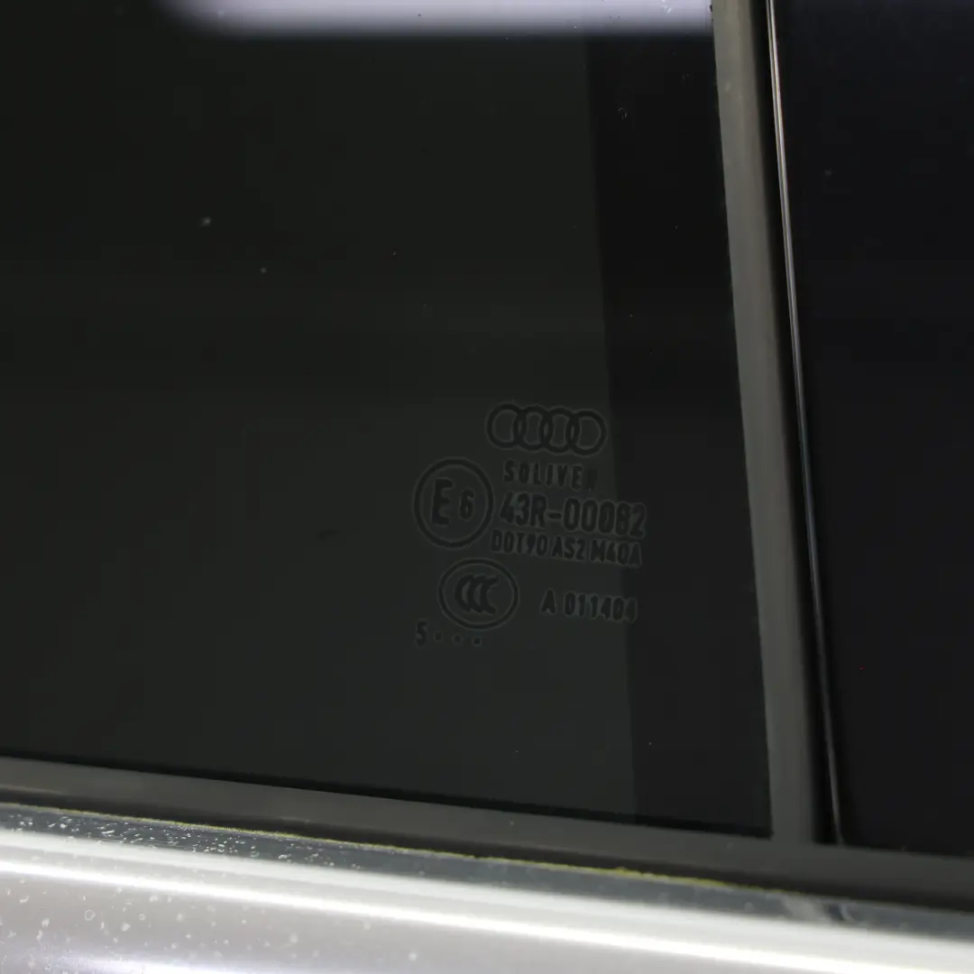 Drzwi Tylne Prawe Srebrne do Audi A6 C7 o numerze 4G5833052 Audi A6 C7 Drzwi Tylne Prawe Srebrne - SKU 4G5833052-FSI - Numer Części 4G5833052