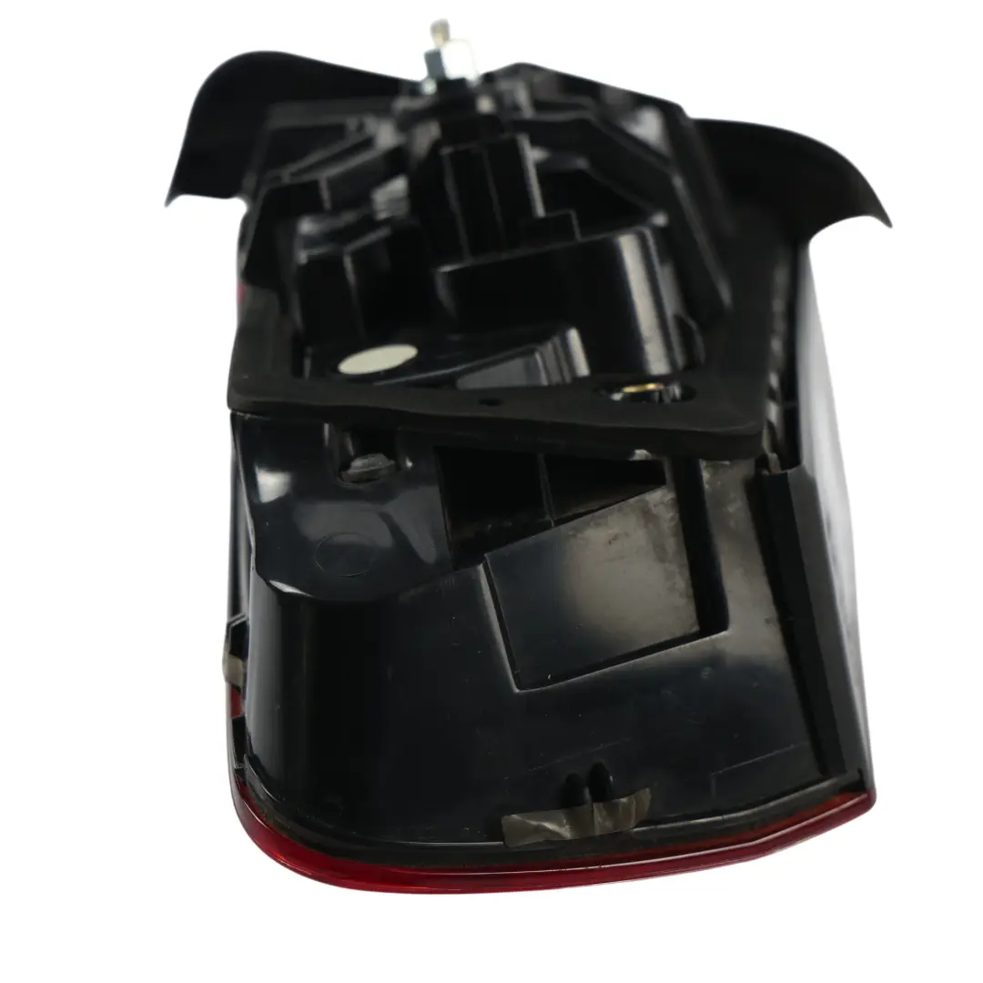 Fanale LED Interno Posteriore Sinistro per Audi A6 C7 con numero di parte 4G5945093C Audi A6 C7 Fanale LED Interno Posteriore Sinistro - SKU 4G5945093C - Numero di parte 4G5945093C