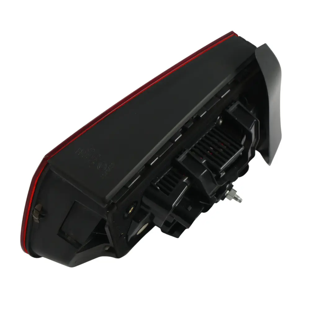 Fanale LED Posteriore Interno Destro per Audi A6 C7 con numero di parte 4G5945094C Audi A6 C7 Fanale LED Posteriore Interno Destro - SKU 4G5945094C - Numero di parte 4G5945094C
