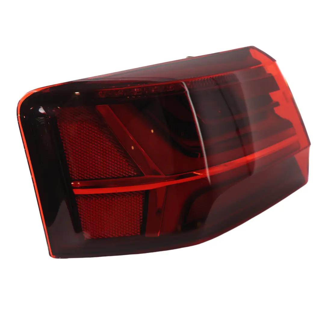 Lampa LED Tylna Lewy Tył W Błotnik do Audi A6 C7 o numerze 4G5945095C Audi A6 C7 Lampa LED Tylna Lewy Tył W Błotnik - SKU 4G5945095C - Numer Części 4G5945095C