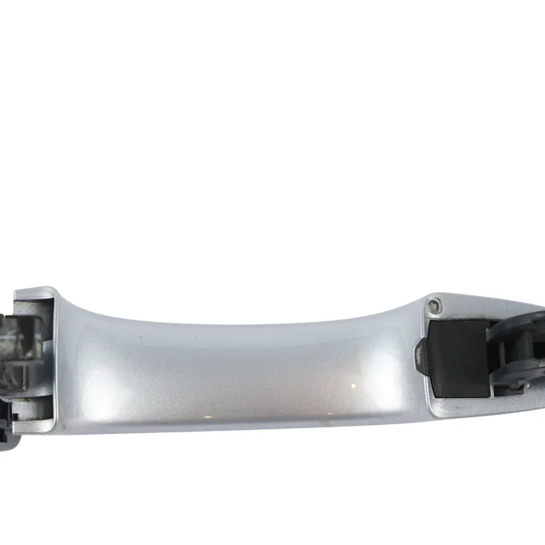 Klamka Zewnętrzna Drzwi Lewy Tył Tylna Foil Silver Srebrny - Z7G do Audi A6 C7 o numerze 4H0837205 Audi A6 C7 Klamka Zewnętrzna Drzwi Lewy Tył Tylna Foil Silver Srebrny - Z7G - SKU 4H0837205-FSI - Numer Części 4H0837205