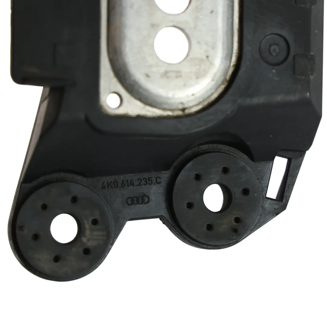 4K Uchwyt Mocowanie Pompy ABS do Audi A4 B9 A5 F5 A6 A7 o numerze 4K0614235C Audi A4 B9 A5 F5 A6 A7 4K Uchwyt Mocowanie Pompy ABS - SKU 4K0614235C - Numer Części 4K0614235C