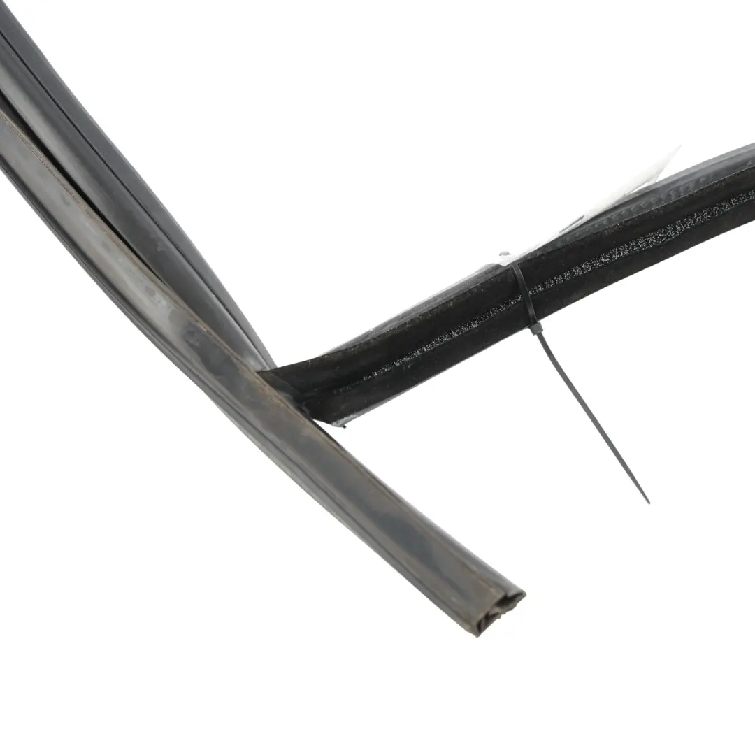 Front Door Window Guide Seal Rubber Gasket Trim Right O/S to Audi A6 C8 with Part number 4K0837432B Audi A6 C8 Front Door Window Guide Seal Rubber Gasket Trim Right O/S - SKU 4K0837432B-1 - Part number 4K0837432B