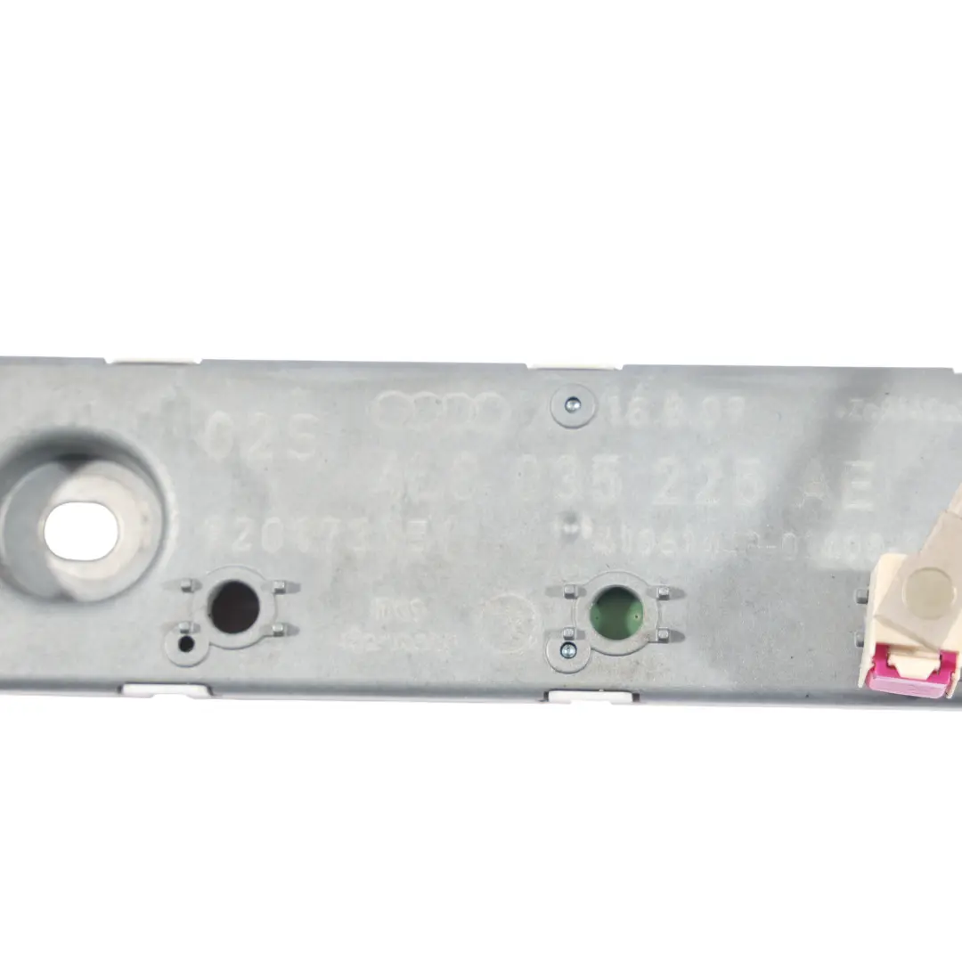 Modulo Amplificatore Antenna per Audi A3 8P A7 4L con numero di parte 4L0035225AE Audi A3 8P A7 4L Modulo Amplificatore Antenna - SKU 4L0035225AE - Numero di parte 4L0035225AE