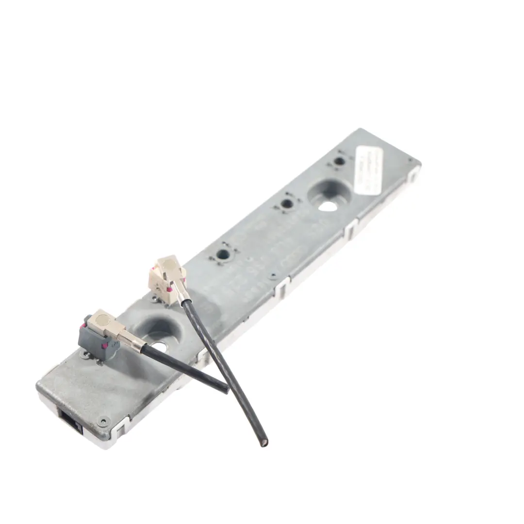 Module Amplificateur Antenne pour Audi A3 8P A7 4L à propos du numéro de pièce 4L0035225AE Audi A3 8P A7 4L Module Amplificateur Antenne - SKU 4L0035225AE - Numéro de pièce 4L0035225AE