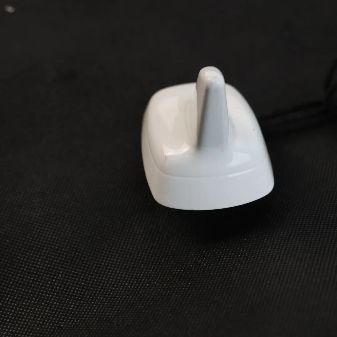 Audi Q7 4L Antenne Toit Requin Blanc Ibis Y9C - SKU 4L0035503L-IWH - Numéro de pièce 4L0035503L