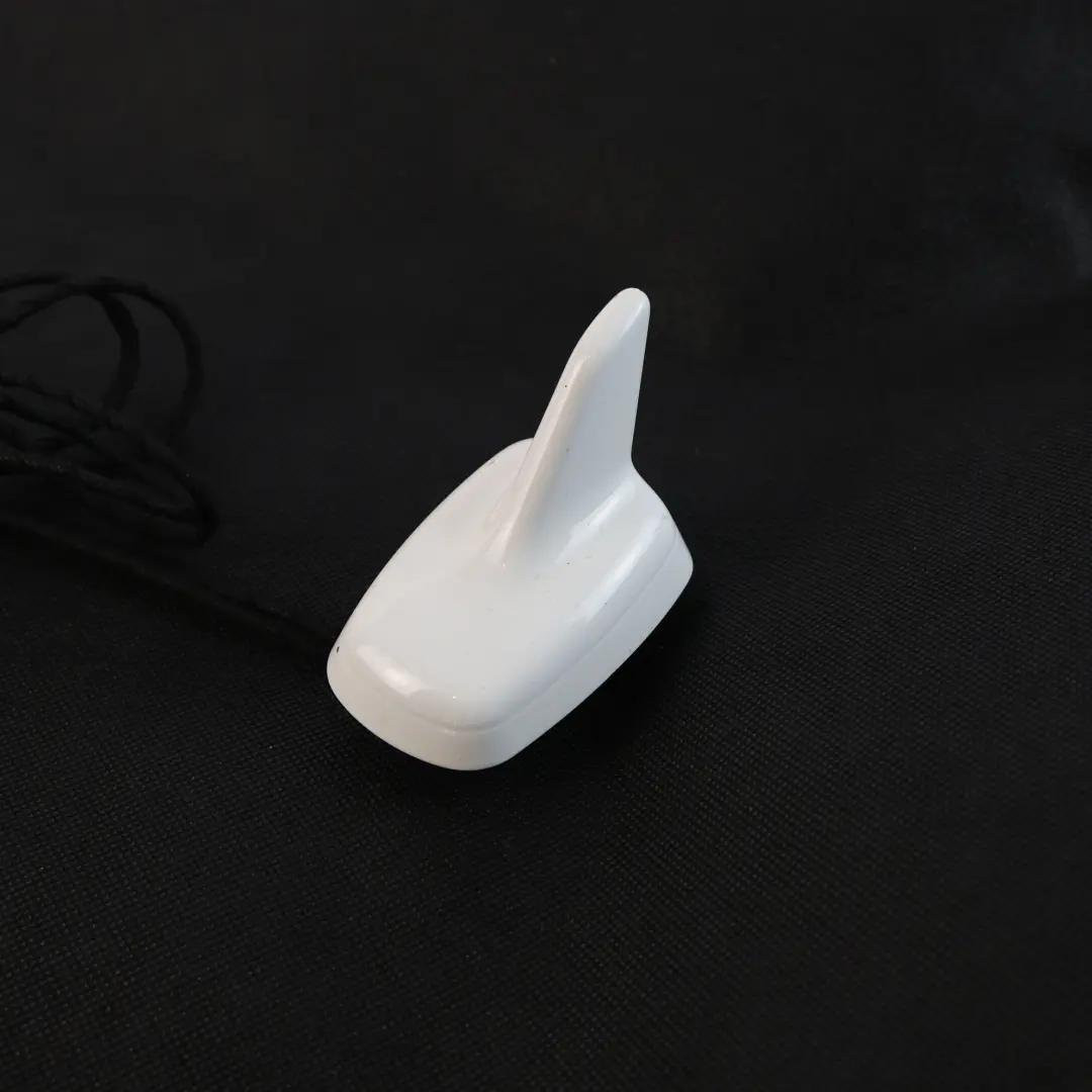 Audi Q7 4L Antenna Tetto Squalo Bianco Ibis Y9C - SKU 4L0035503L-IWH - Numero di parte 4L0035503L