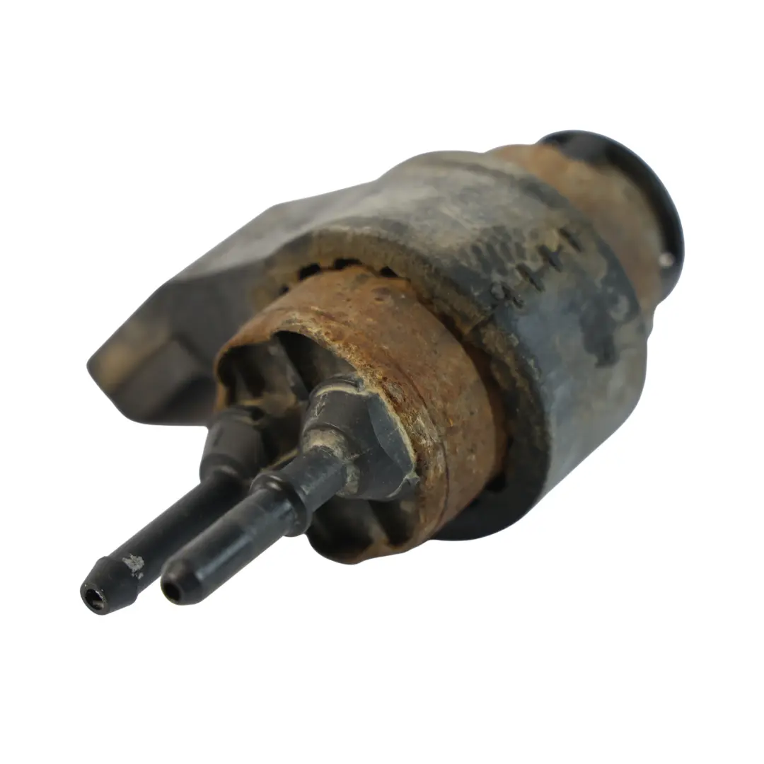 Flüssigkeitspumpe SCR AdBlue Behälter 3.0 TDI für Audi A4 B8 Q7 4L A8 D4 mit Teilenummer 4L0131901 Audi A4 B8 Q7 4L A8 D4 Flüssigkeitspumpe SCR AdBlue Behälter 3.0 TDI - SKU 4L0131901-1 - Teilenummer 4L0131901