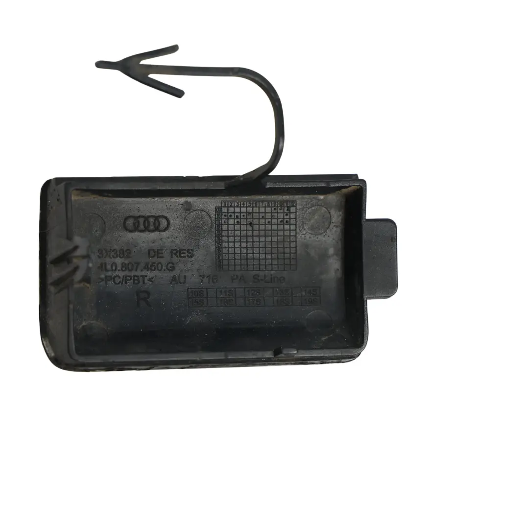Tapa Gancho Remolque Paragolpes Trasero Derecho Negro C9X 4L0807450G para Audi Q7 4L con número de pieza 4L0807450G-1 Audi Q7 4L Tapa Gancho Remolque Paragolpes Trasero Derecho Negro C9X 4L0807450G - SKU 4L0807450G-1-DBL - Número de pieza 4L0807450G-1