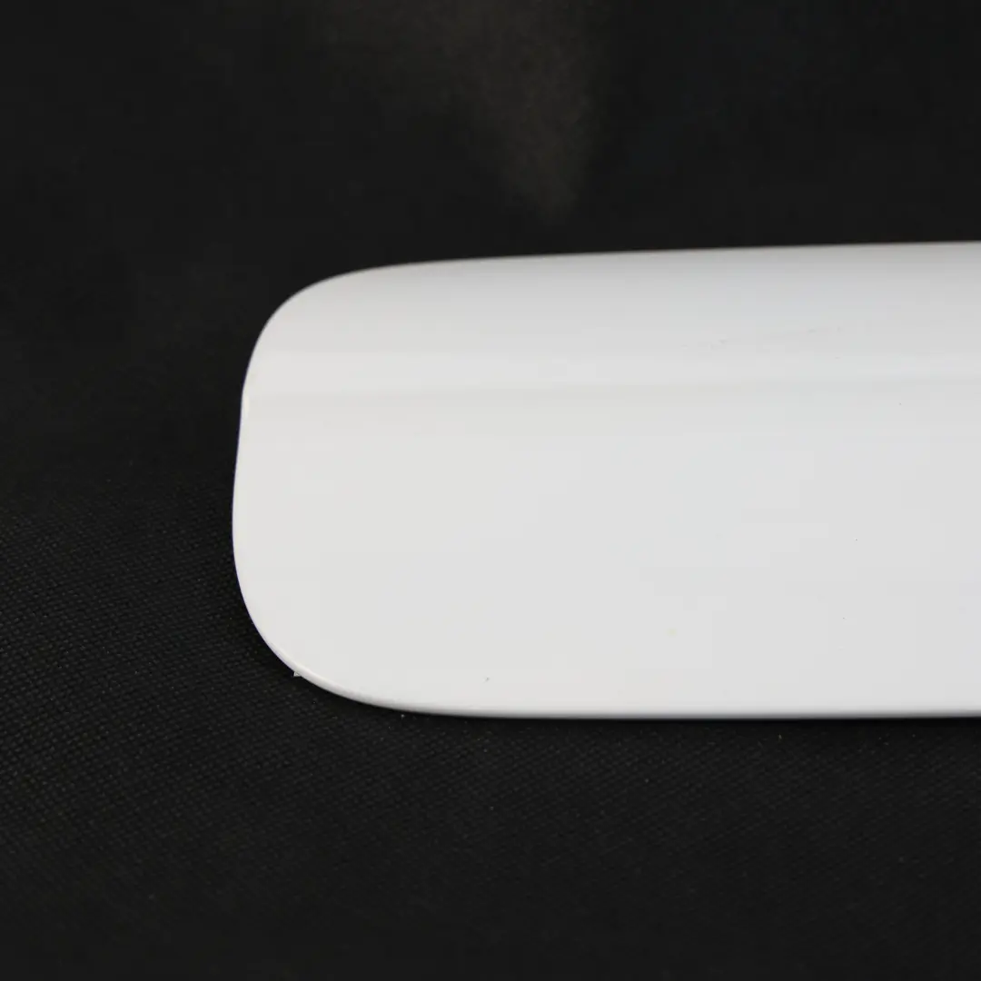 Audi Q7 4L Sportello Tappo Carburante Bianco Ibis Y9C - SKU 4L0809907A-IWH - Numero di parte 4L0809907A