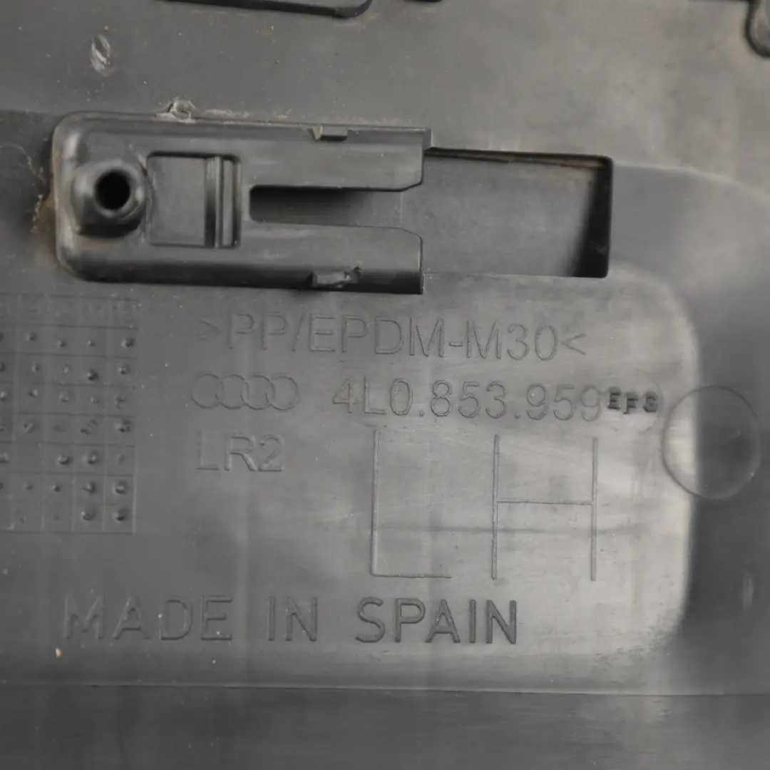 Step Cover Door Trim Front Left N/S 4L0853959 Deep Black Pearl - C9X to Audi Q7 4L with Part number 4L0853959F Audi Q7 4L Step Cover Door Trim Front Left N/S 4L0853959 Deep Black Pearl - C9X - SKU 4L0853959F-DBL - Part number 4L0853959F