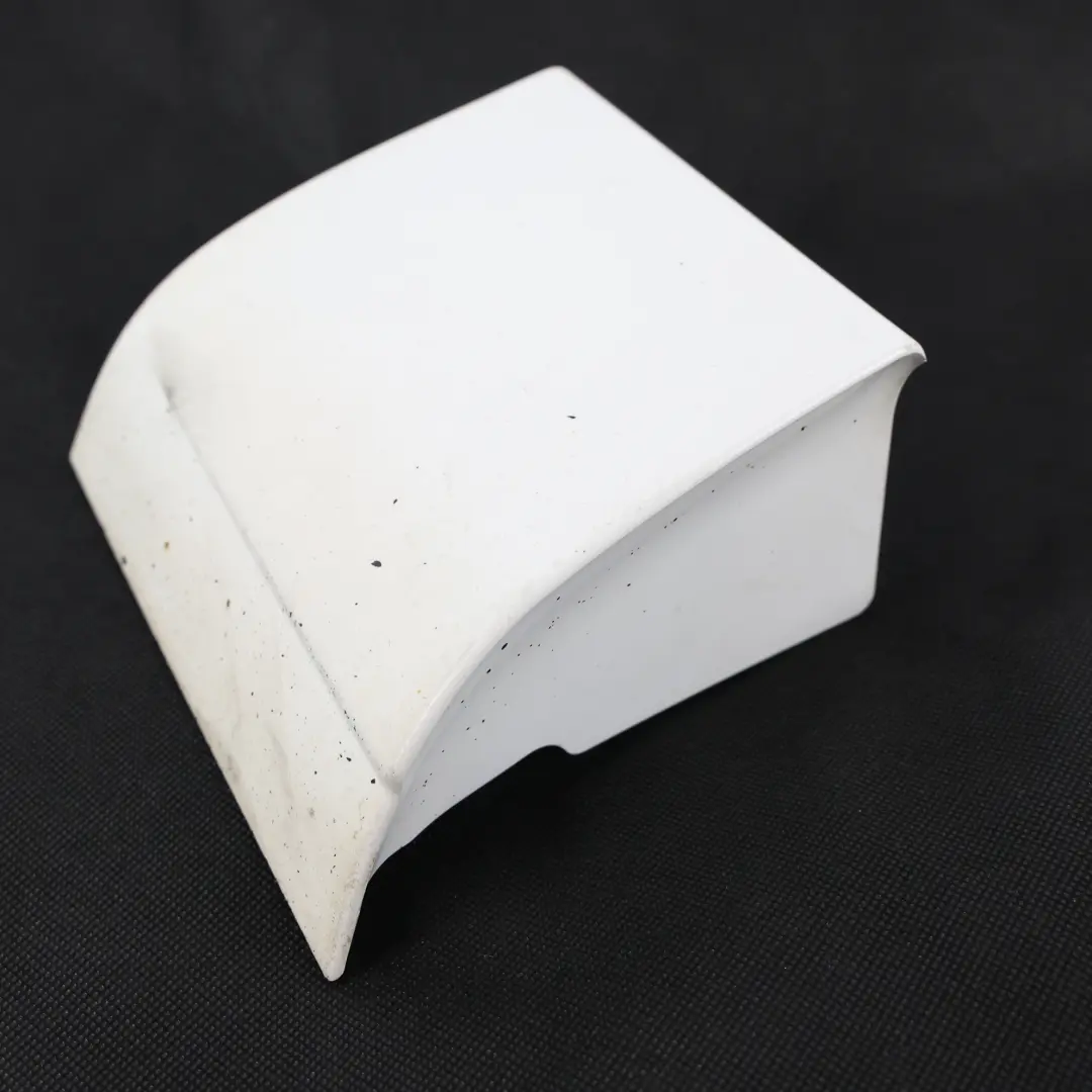 Garniture Aile Avant Gauche Blanc Ibis Y9C pour Audi Q7 4L à propos du numéro de pièce 4L0854959B Audi Q7 4L Garniture Aile Avant Gauche Blanc Ibis Y9C - SKU 4L0854959B-IWH - Numéro de pièce 4L0854959B